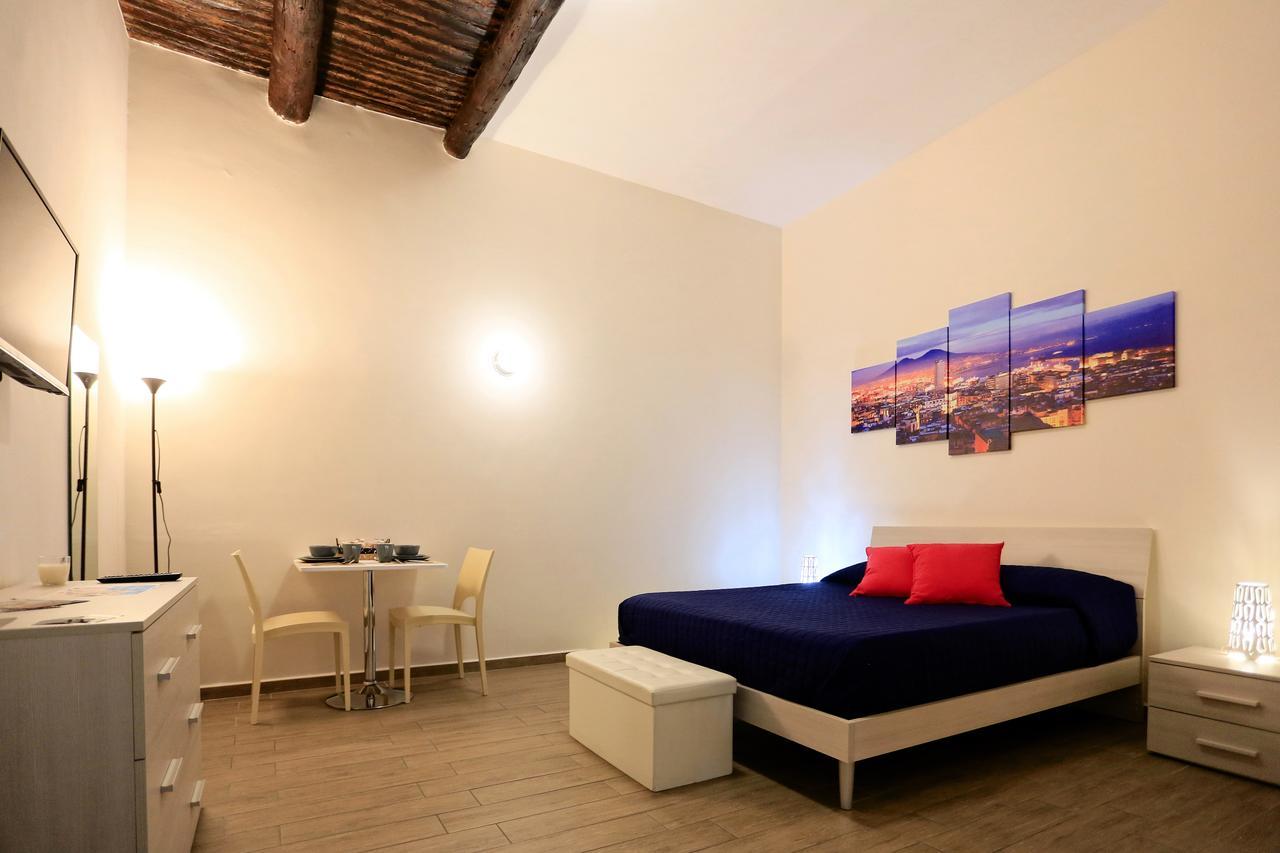 Apartcity Naples B&B ภายนอก รูปภาพ