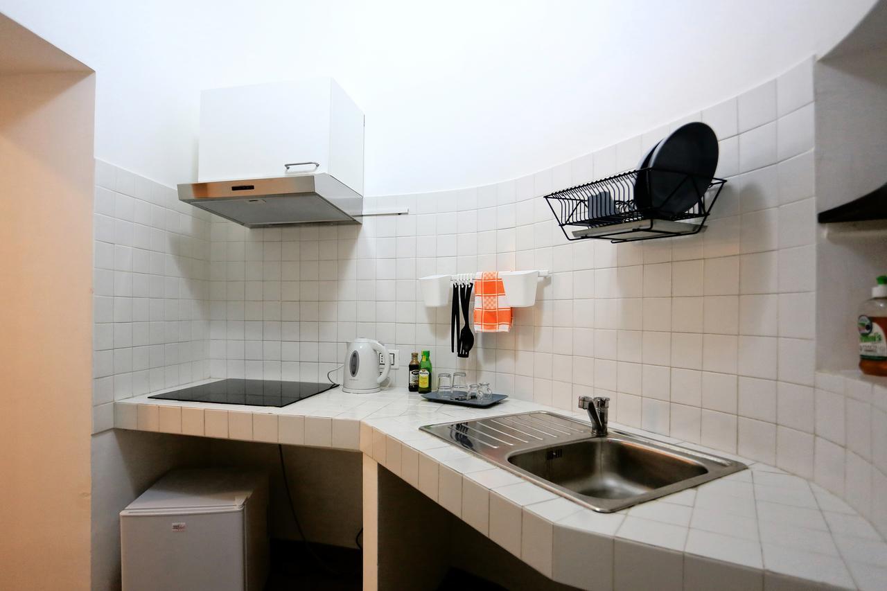 Apartcity Naples B&B ภายนอก รูปภาพ