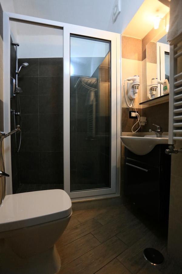 Apartcity Naples B&B ภายนอก รูปภาพ