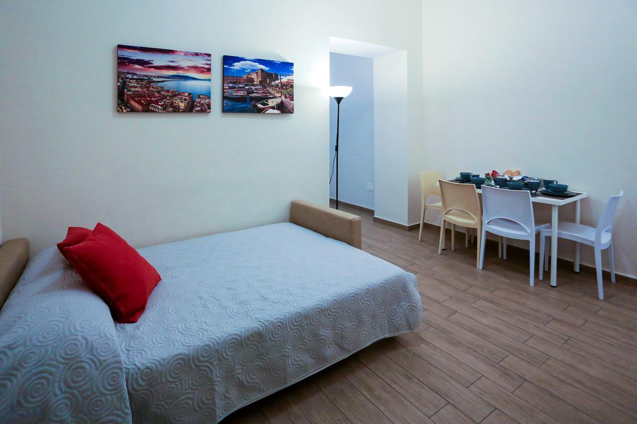 Apartcity Naples B&B ภายนอก รูปภาพ