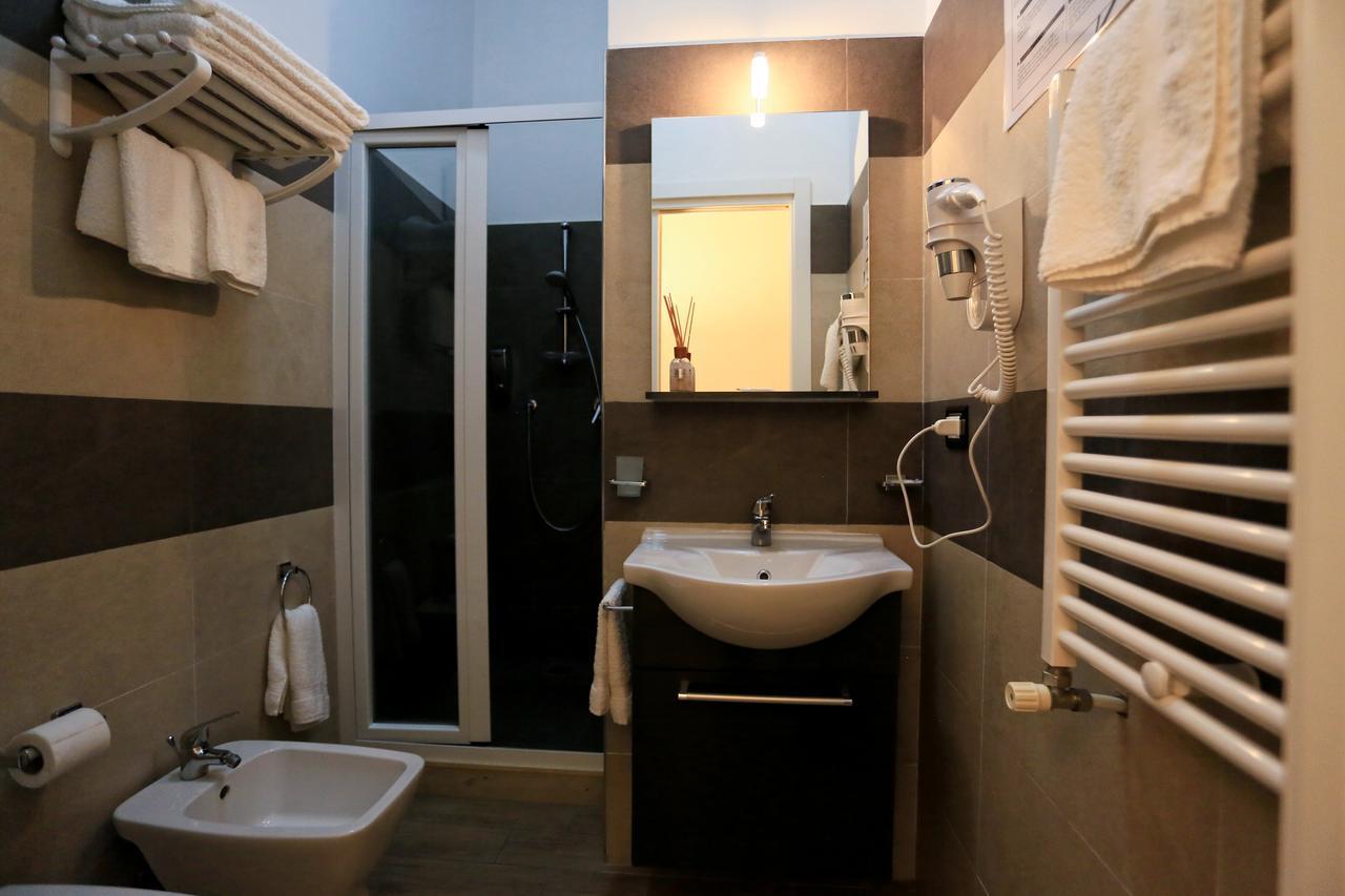 Apartcity Naples B&B ภายนอก รูปภาพ